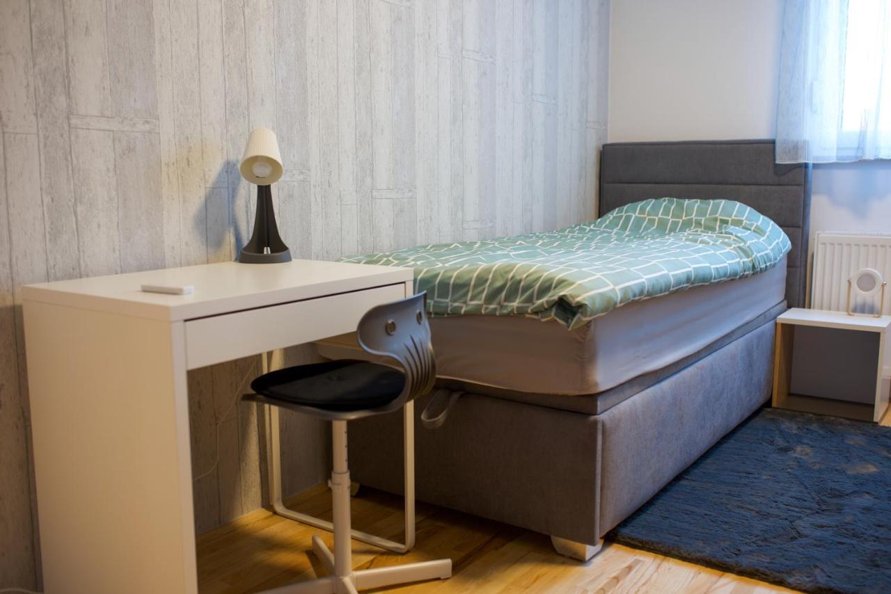 Apartman Plum - Self Check In, Free Parking Осиек Экстерьер фото